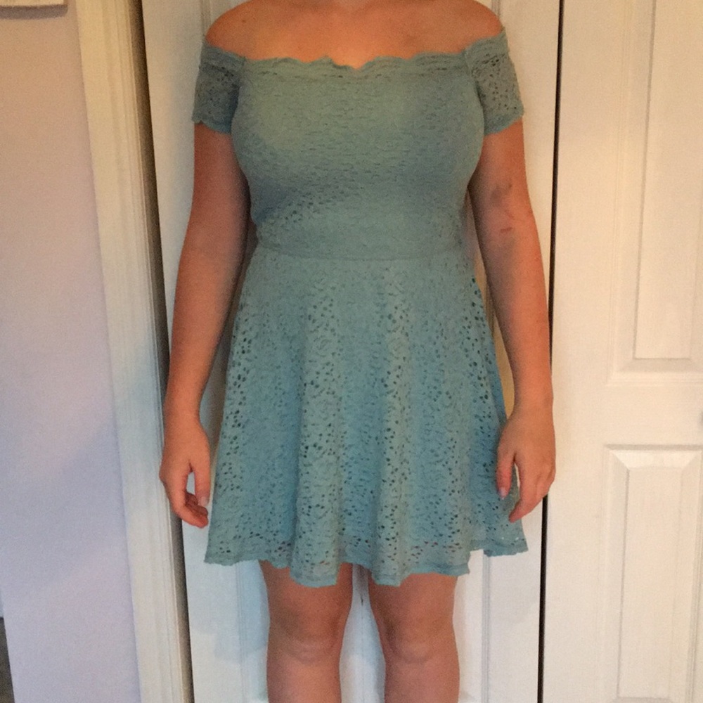 HOLLISTER blue lace off the shoulder dress